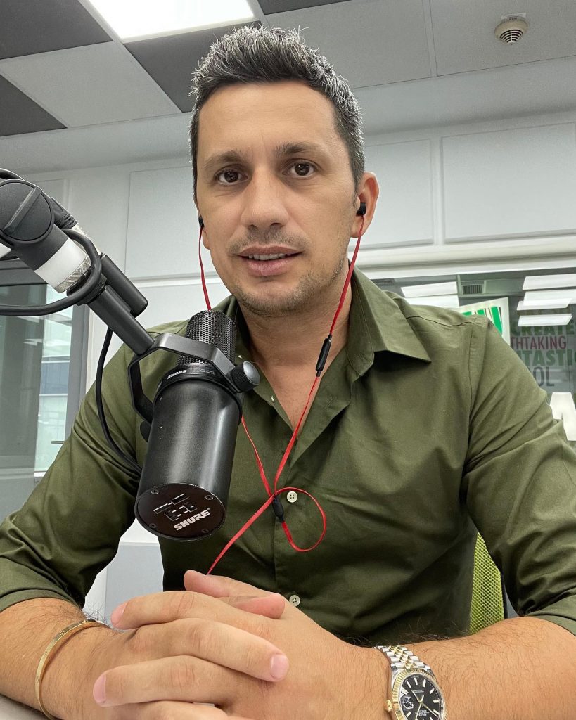 Probleme la supermarket pentru Domnul Rimă. Ce a pățit la casa de marcat