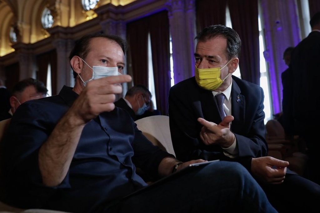 Un nou scandal în PNL, chiar înaintea Congresului. Acuzații de abuzuri: Banii PNL au fost folosiți în campania internă FOTO