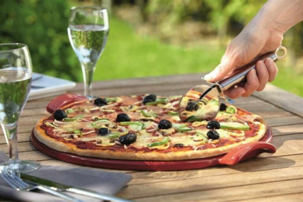 Cea mai bună pizza de casă. Secretul pentru un gust cu adevărat deosebit