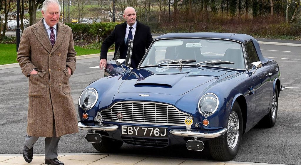 Mașina prințului Charles circulă cu vin și zer de brânză. Ce soluție spectaculoasă au găsit specialiștii