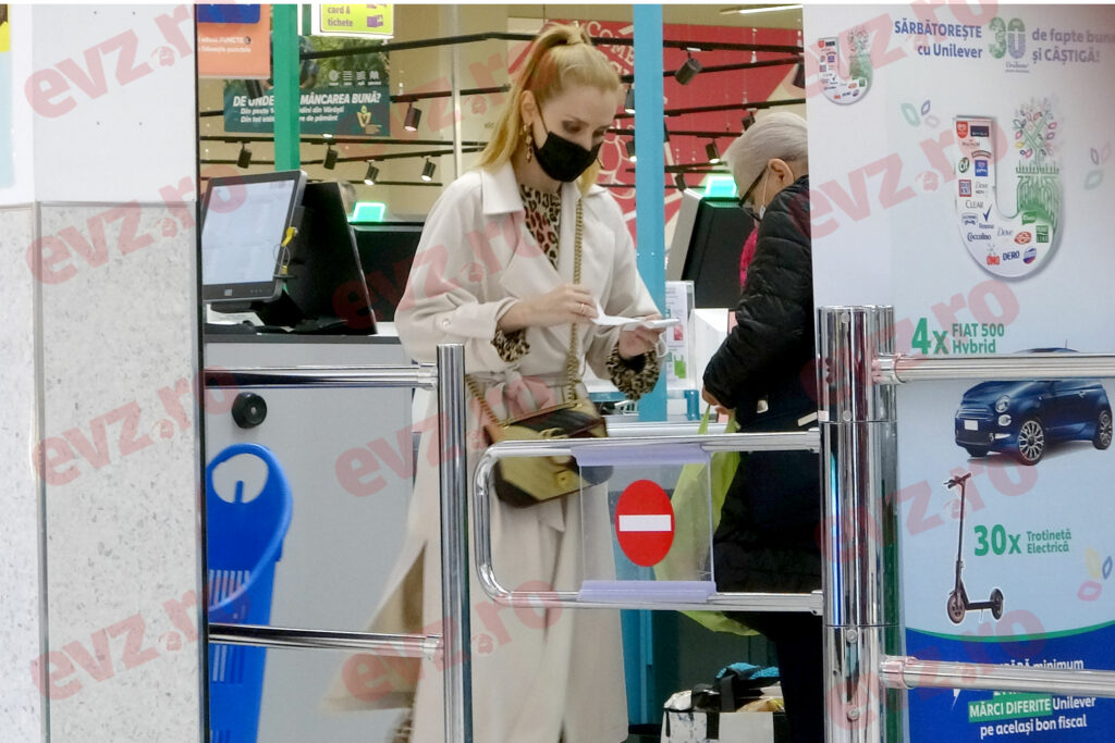 Războiul Alinei Sorescu cu fostul soț nu a luat sfârșit. „Mă discreditează!” Vedeta este îngropată în datorii