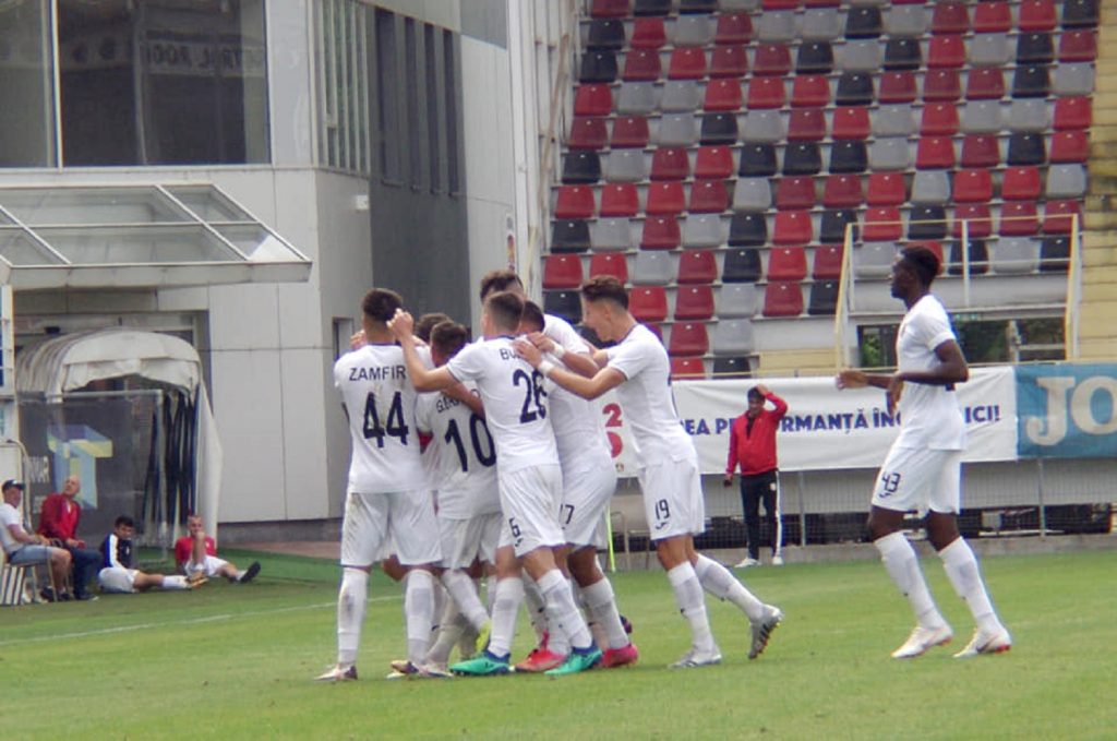 O altă campioană a României a ajuns în pragul colapsului. Părăsită de patron, a intrat în insolvență