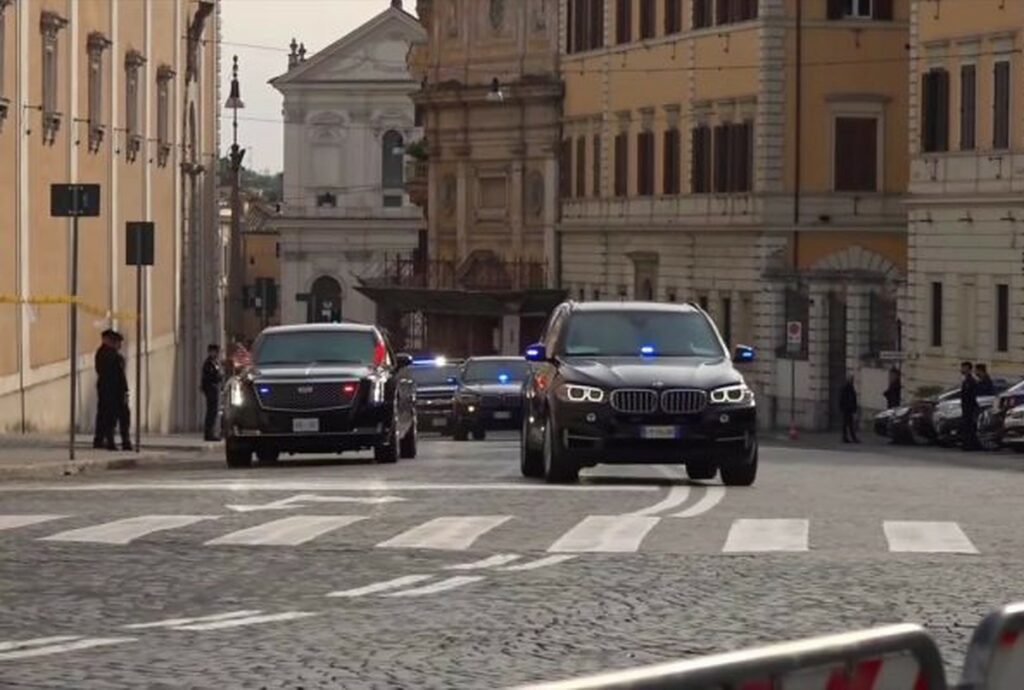 Scene incredibile! Un șofer român i-a dat daună lui Joe Biden. S-a întâmplat pe străzile din Roma  „A fost violent”