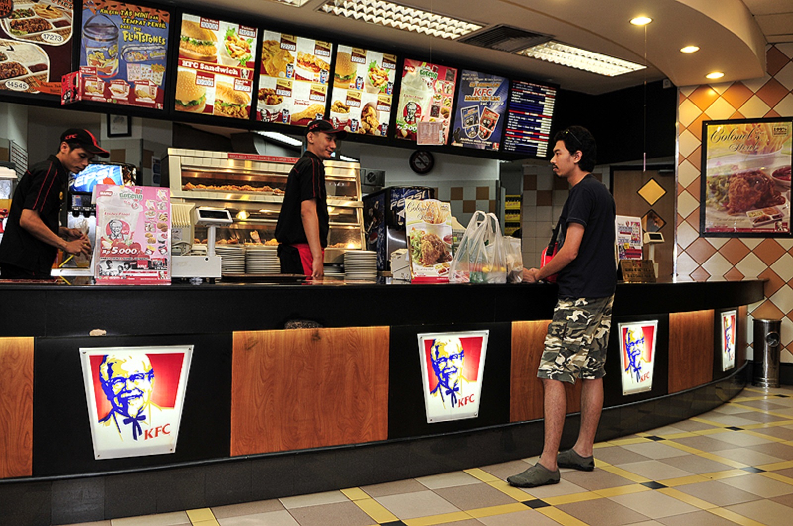 Schimbare neașteptată la KFC, după 40 de ani