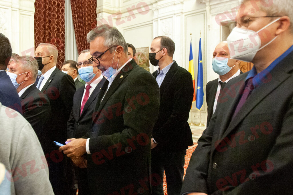 Vestea a căzut ca un trăsnet. Panică în Guvernul Ciucă. Anunțul a fost făcut în această seară