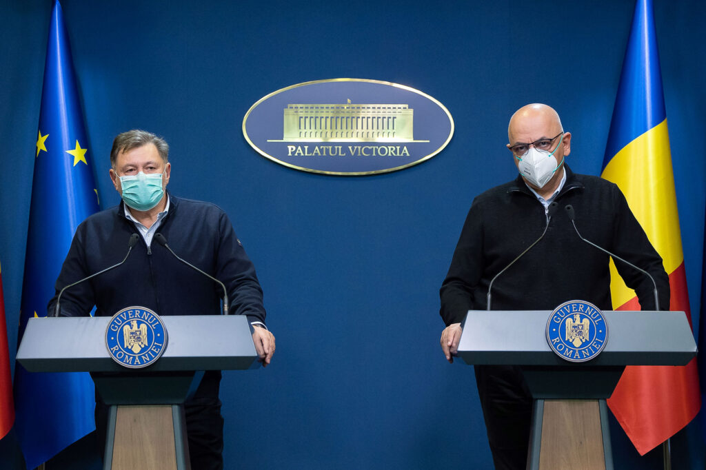 Mocnește scandalul între Arafat și Rafila: Replici acide prin intermediul presei. „În niciun caz nu strici un sistem național!”