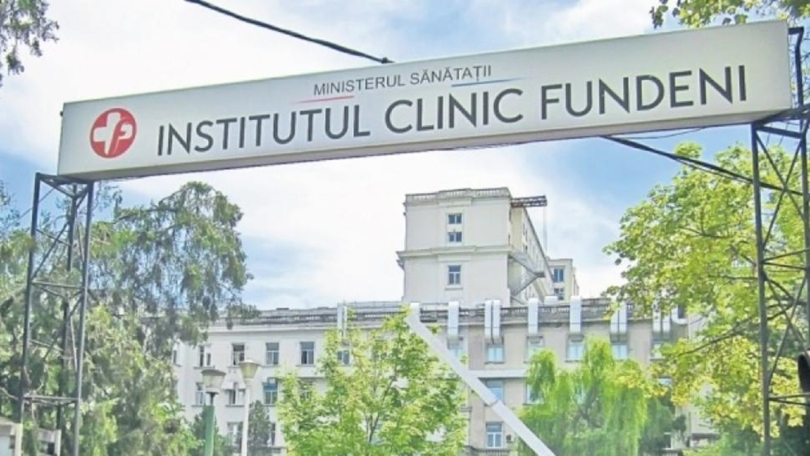 Incendiu la Institutul Clinic Fundeni din București. 37 de pacienți au fost evacuați