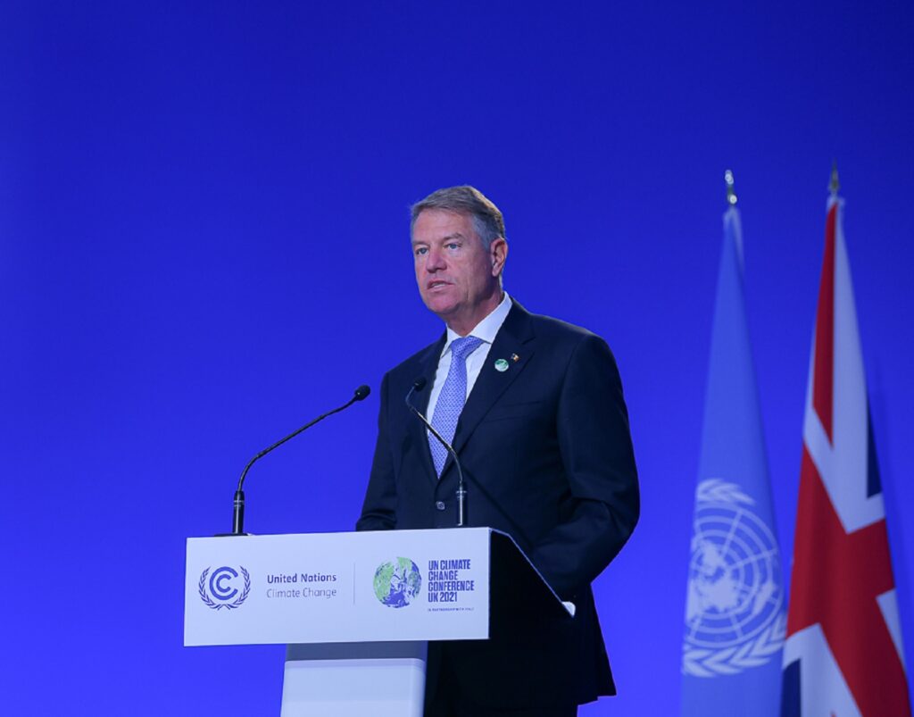 Exclusiv. Pupincurismul mioritic s-a reorientat! „Băieții cu ochi albaștri" s-au reactivat. Cristoiu: E ordin de-afară să ajungă EA președinte. VIDEO