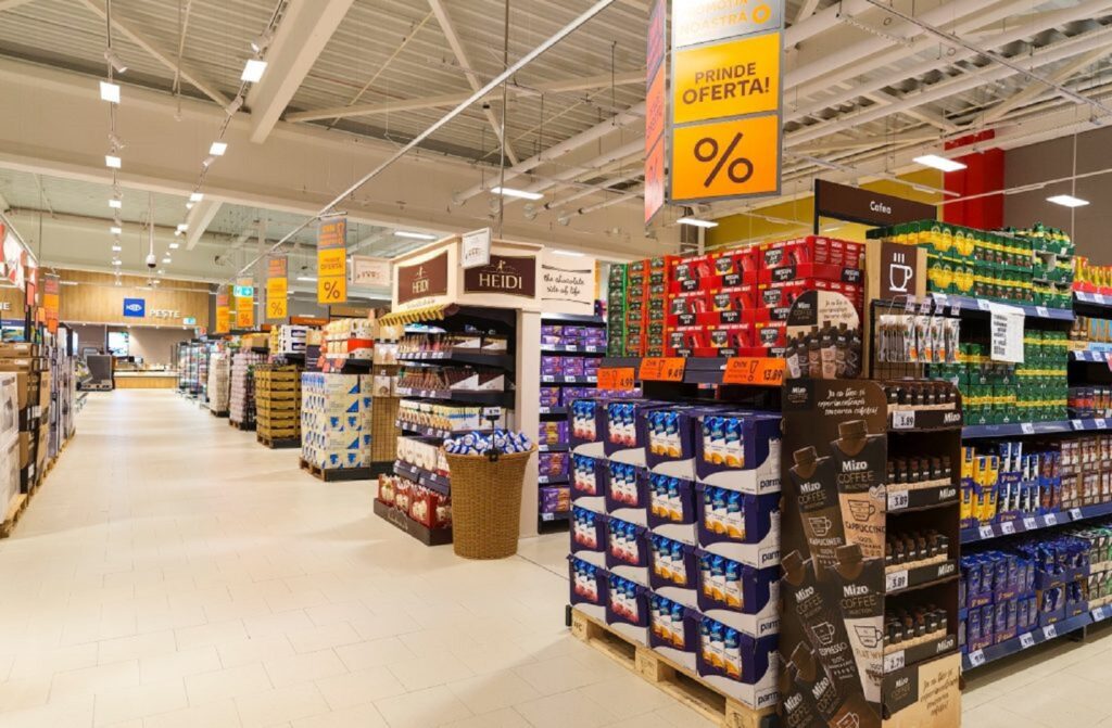 Neliniște în multinaționale. Șeful ANPC ar fi fost „la ordine” după ce a închis mai multe mari supermarketuri