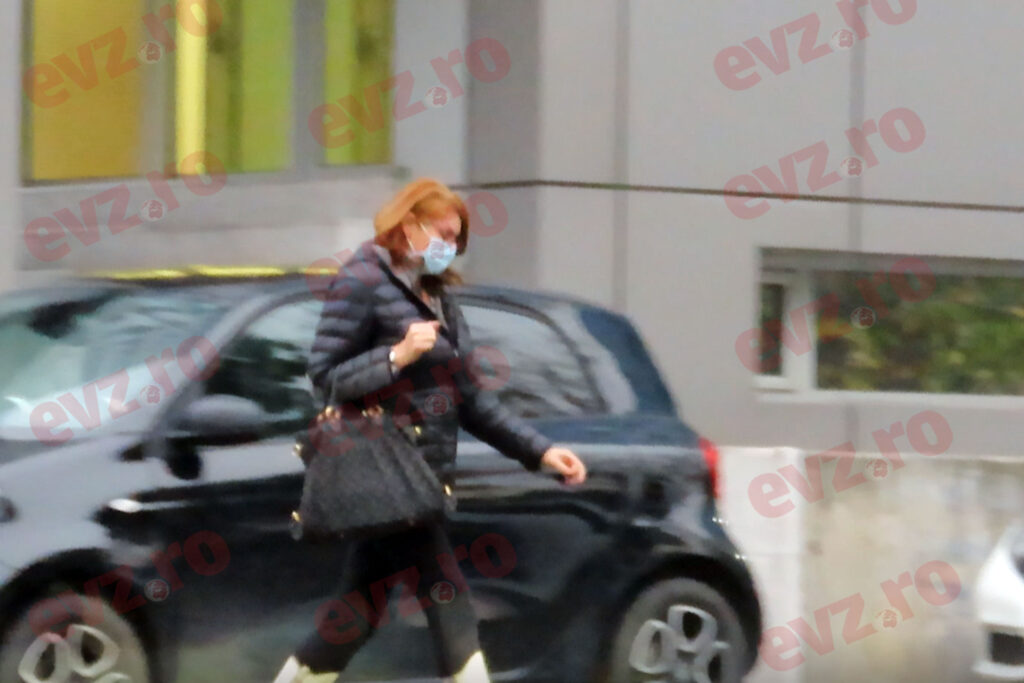 VIDEO. Vă mai amintiți de Mioara Mantale, prima femeie care a condus Prefectura Capitalei? La 54 de ani, încă atrage privirile