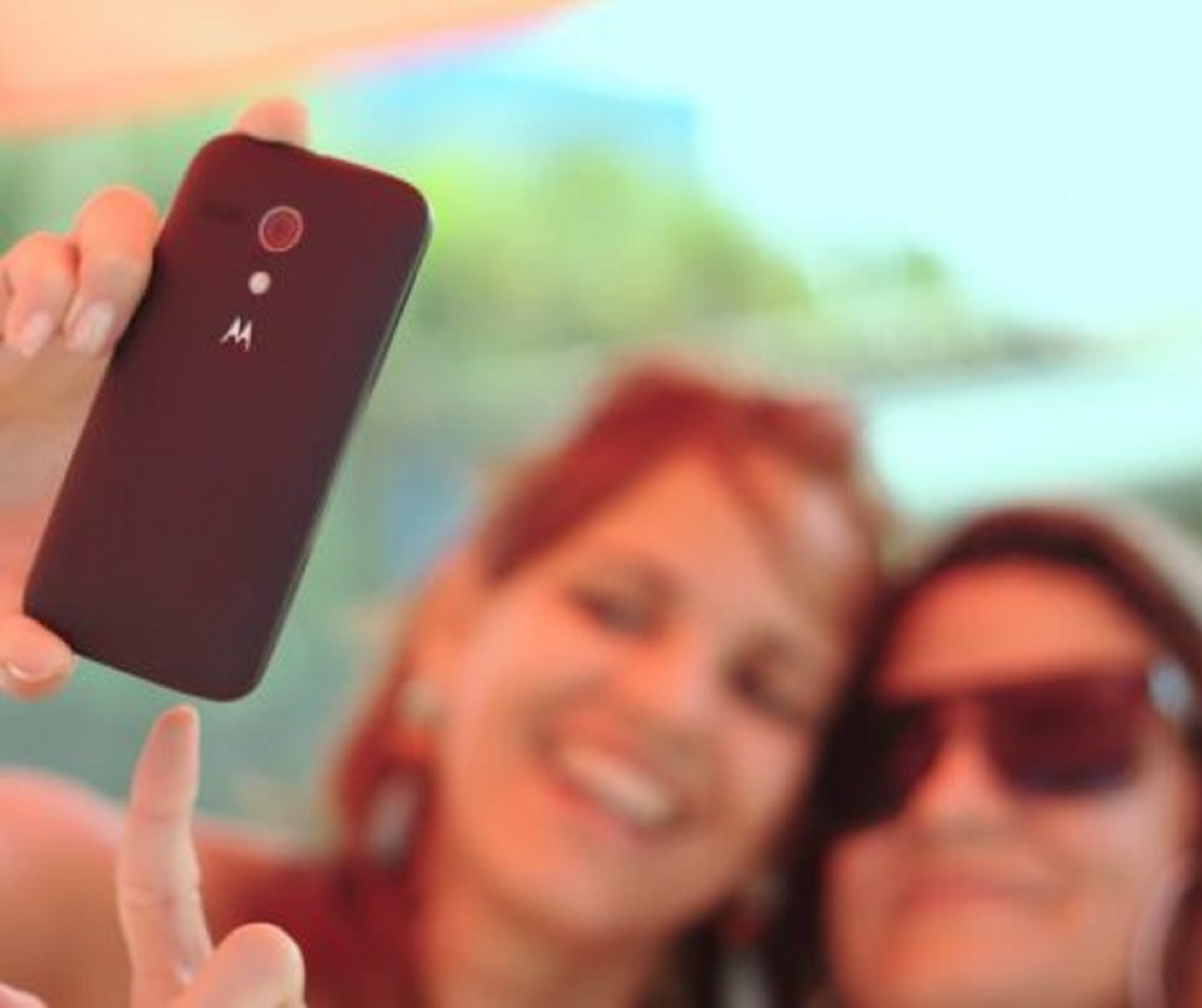 Cel mai periculos selfie omoară pe loc. Greșeala fatală pe care mulți tineri au făcut-o