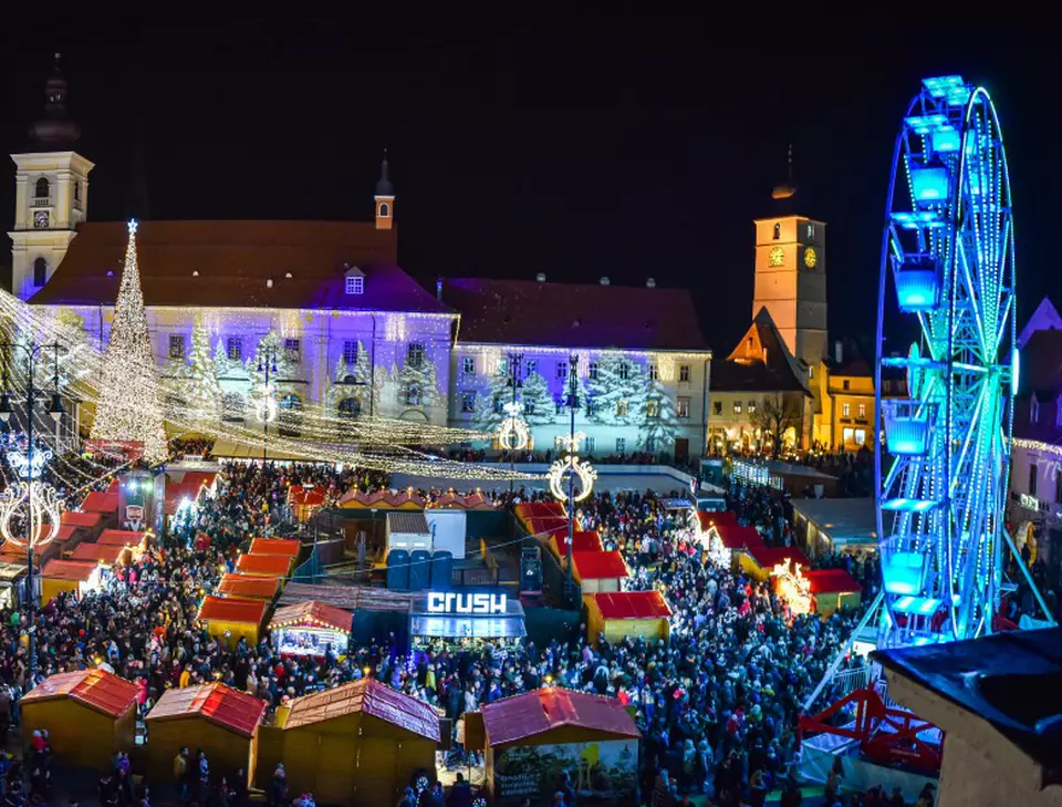 Așteptarea a luat sfârșit! Târgurile de Crăciun și-au deschis porțile! Românii sunt așteptați să se bucure