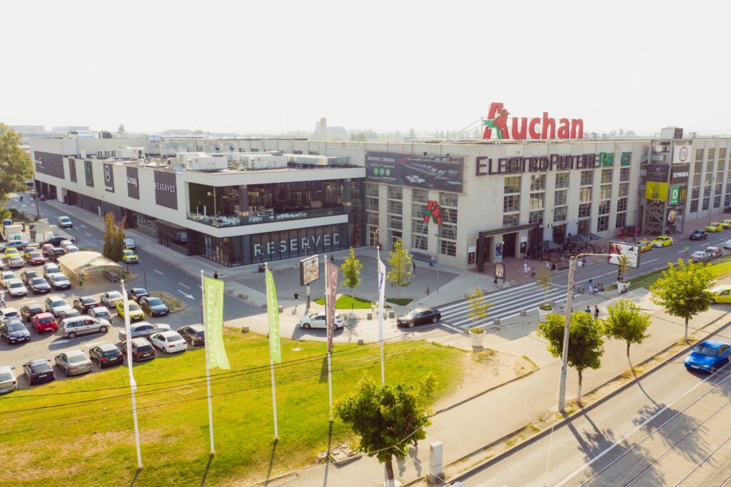 ISU Dolj confirmă: cel mai mare centru comercial din Oltenia nu are autorizația de securitate la incendiu! Mezaninul, unde funcționează de aproape 10 ani zona de restaurante, nici măcar nu a fost auditat de inspectorii ISU deoarece nu există în acte!