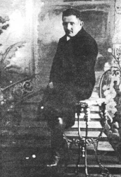 ”Omul cu cârlig” și atentatul din Senatul României. Istoria secretă