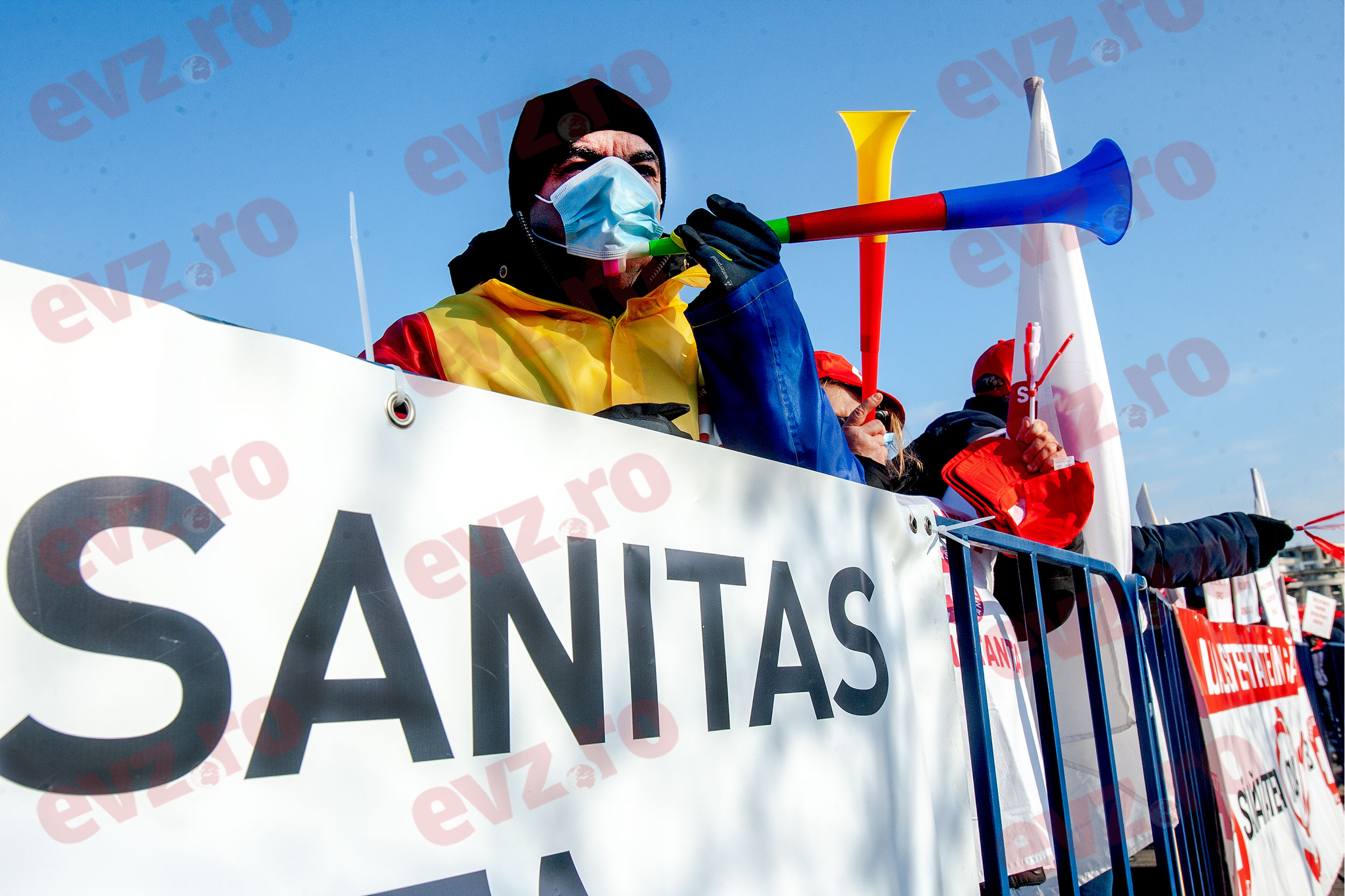 SANITAS suspendă greva generală, dar amenință că protestul poate fi reluat