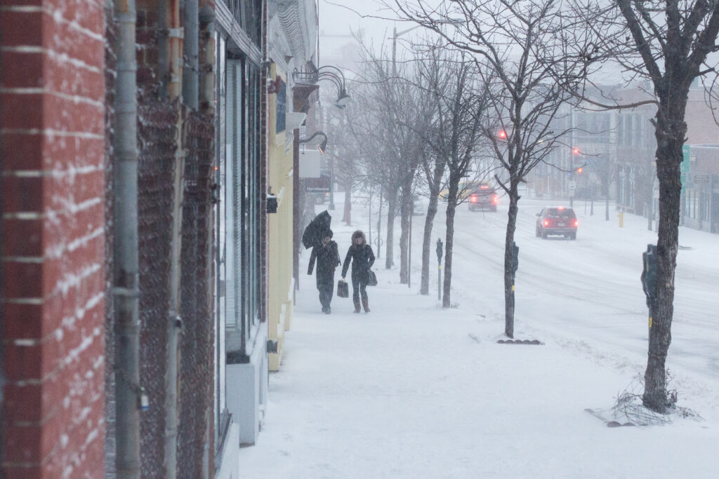Vine iarna în Capitală! Când încep ninsorile