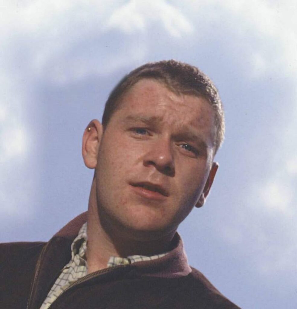 A murit componentul unei trupe legendare și extrem de controversate. Prima formație de muzică pop compusă exclusiv din gay. VIDEO