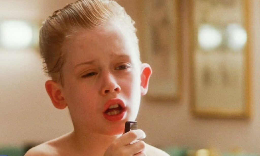 Bătălia audiențelor din seara de Ajun a avut rezultate surprinzătoare. Marea confruntare s-a dat între „Singur Acasă” și „Las Fierbinți”