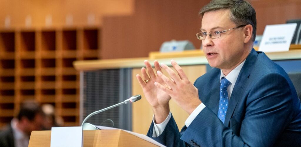 Comisarul european pentru economie, Valdis Dombrovskis, vine în România. Discuții despre PNRR și buget
