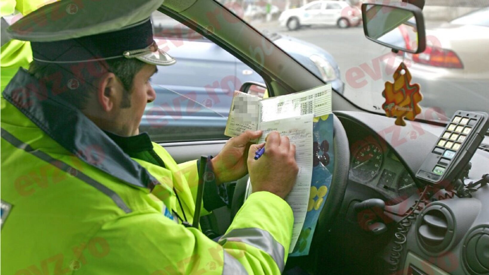 Consecințe penale pentru neplata amenzilor contravenționale. Apador-CH acuză încălcarea Constituției