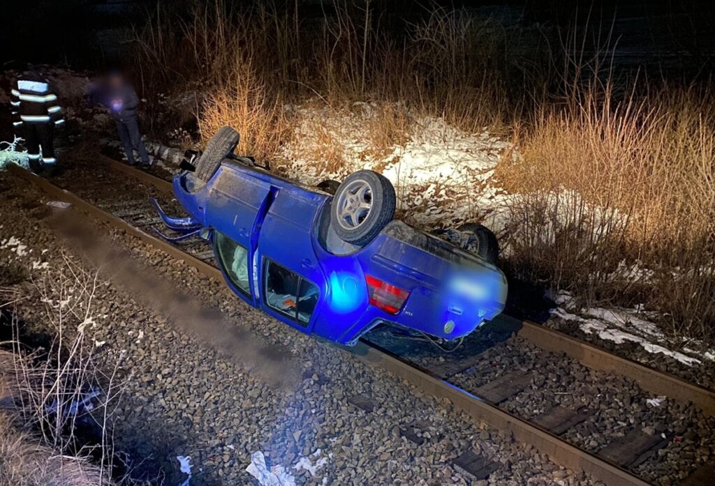 Din nou probleme cu trenurile! Traficul feroviar a fost paralizat de un tânăr de 16 ani