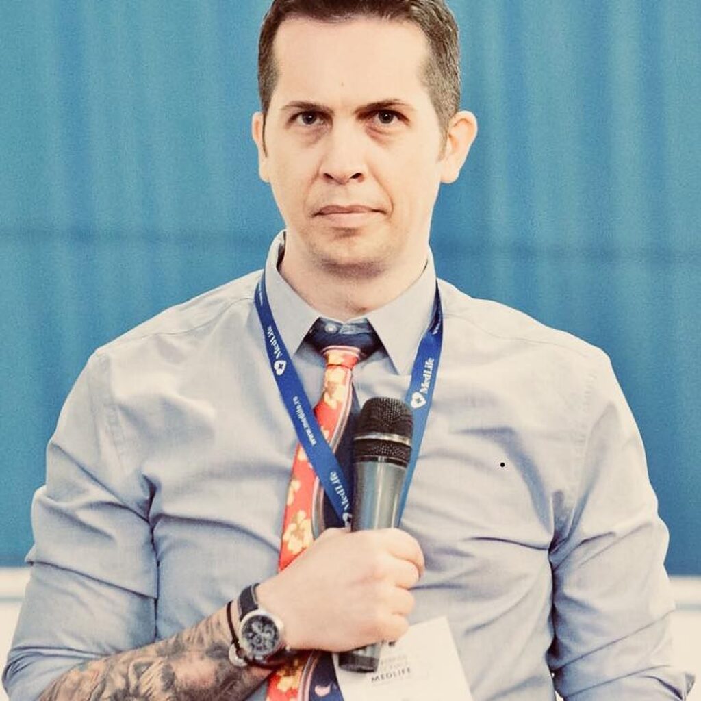 Medicul Gabriel Diaconu se implică în scandalul de dopaj ce o vizează pe Simona Halep. Critici pentru cei care au jignit-o