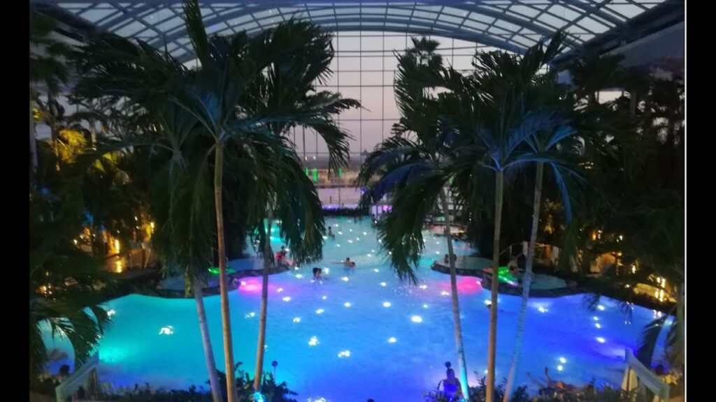 Distracție, sport și voie bună la început de an nou. Complexul acvatic luat cu asalt de mii de bucureșteni