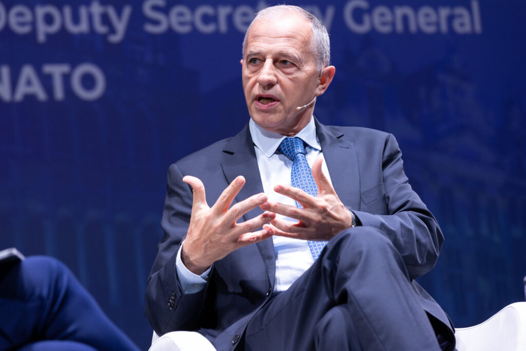 Mircea Geoană, discurs electoral la Cluj: Vom avea puterea să îndrăznim și să schimbăm România egoistă și indiferentă, de astăzi, cu România dreaptă și echitabilă de mâine?