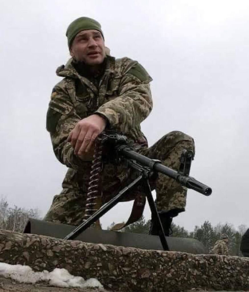 Vladimir Putin dă asaltul final asupra Kievului! Noapte de foc pe linia frontului. Suntem gata să murim. VIDEO