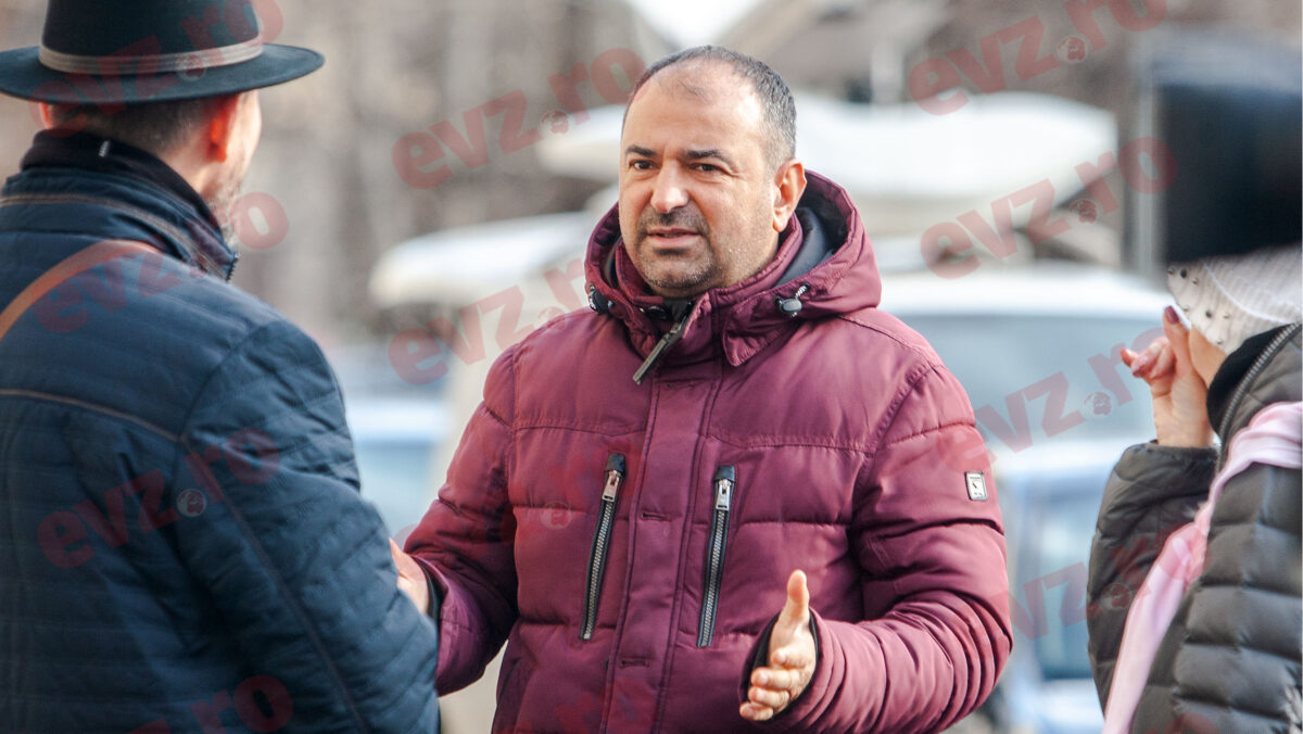 Silvestru Șoșoacă acuză că soția sa este consiliată de un agent Mossad