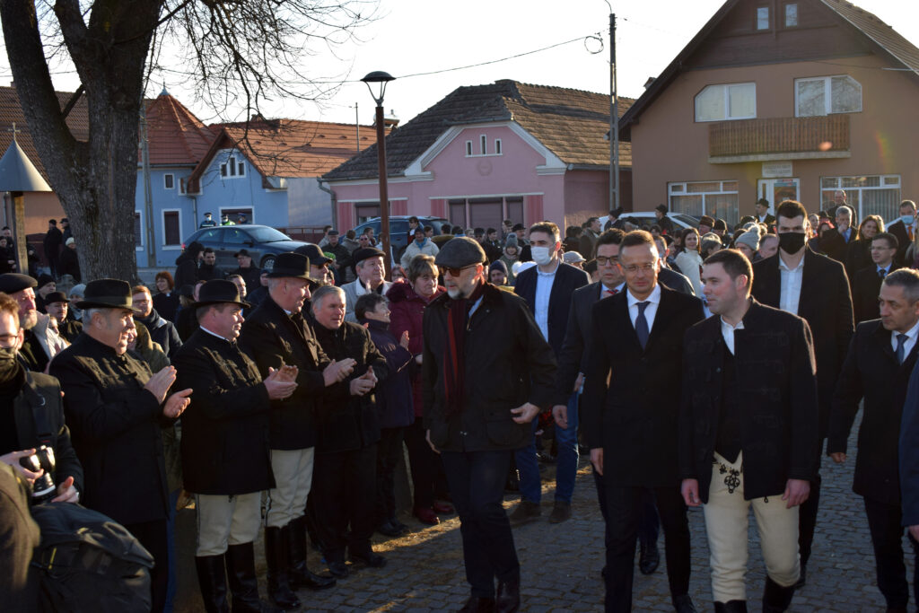 Ungurii, întâlnire la nivel înalt în România! Planul autorităţilor pentru alegerile din aprilie: "Nu vrem să fim priviţi cu dispreţ". Vor să devină o forţă în Europa