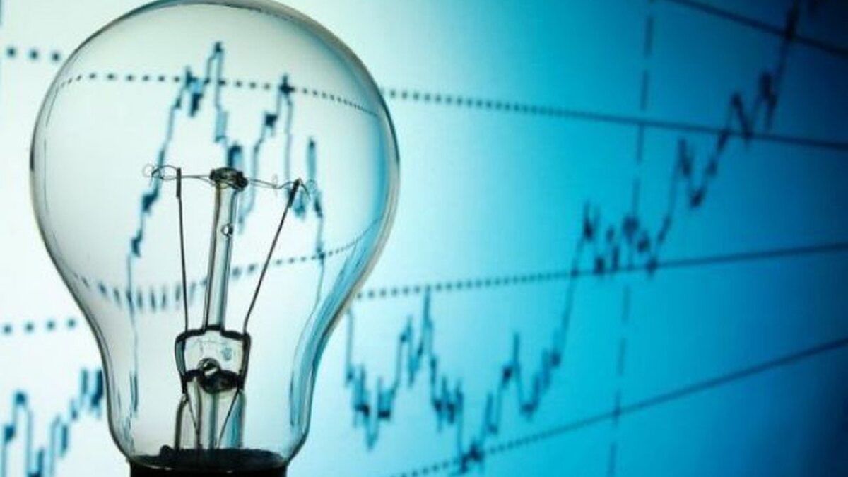 Vești proaste depsre factura la curent. Ce ne aduce anul viitor