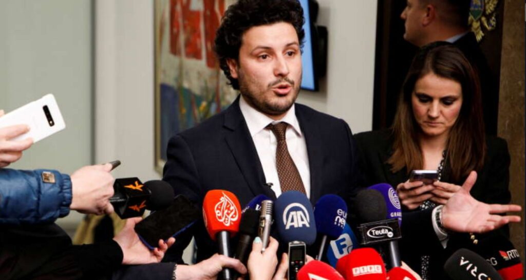 Guvernul din Muntenegru a căzut în urma unei moțiuni de cenzură. Ar putea urma alegeri anticipate