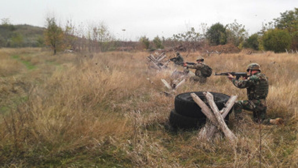 Românii au intrat în panică. „Vine războiul peste noi. Se zguduie pământul”