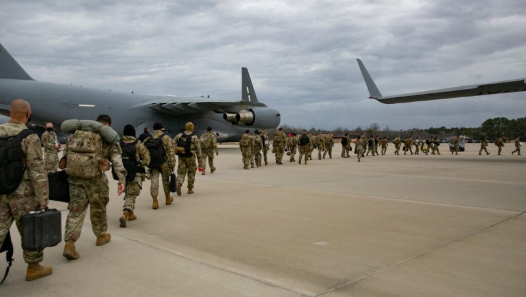 Ameninţare directă pentru Vladimir Putin! Trupele americane au ajuns la graniţă: „Este de natură defensivă!”