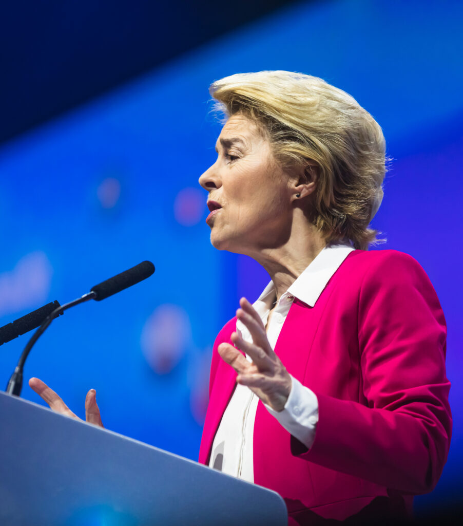 Curtea de Conturi lansează acuzații împotriva Comisiei Europene. Detaliile discuțiilor dintre Ursula von der Leyen cu Pfizer sunt ascunse