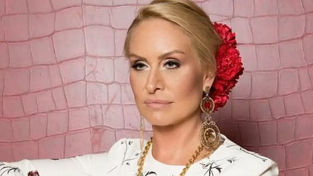 Vica Blochina s-a răzbunat pe toți foștii iubiți din cauza lui Victor Pițurcă. Toți au ajuns la psiholog