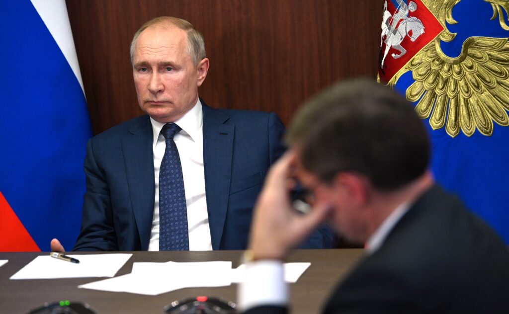 Cutremur la Kremlin. A făcut brusc infarct și a fost internat de urgență la Terapie Intensivă: ”A ieșit din joc”
