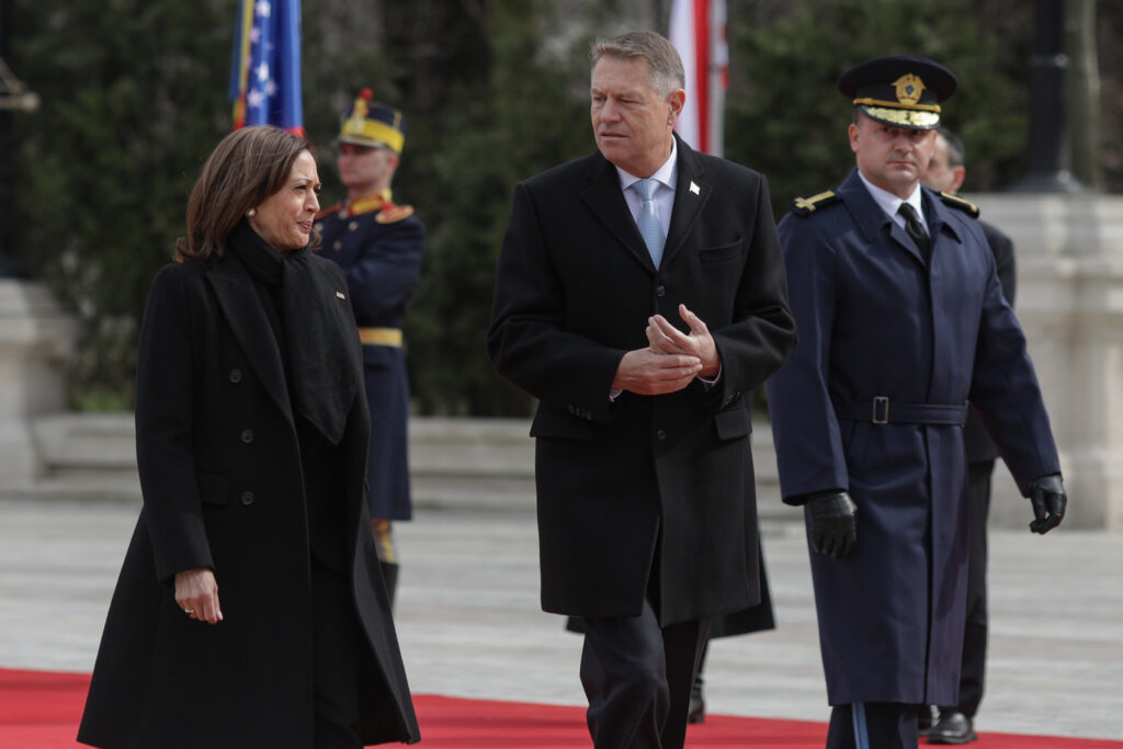 România, pilon central în strategia politică a Kamalei Harris. Subiectul, abordat în dezbaterea cu Donald Trump
