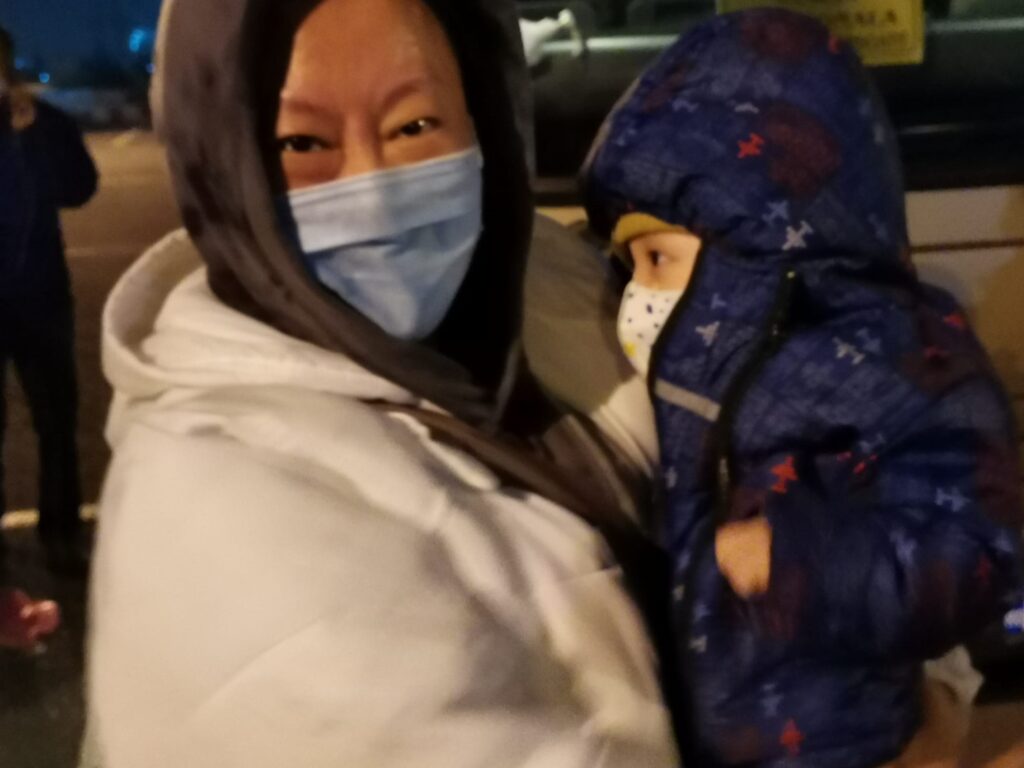 Centrul comercial Dragonul Roșu sare în ajutor pentru refugiații chinezi din Ucraina. Oferă cazare și masă pentru aceștia