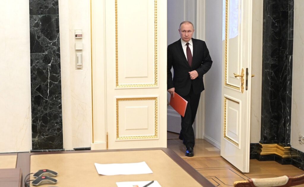 Consilierul Kremlinului se revoltă: „Vladimir Putin crede că este în joc supraviețuirea lui!”. Cine l-a mințit pe liderul Rusiei