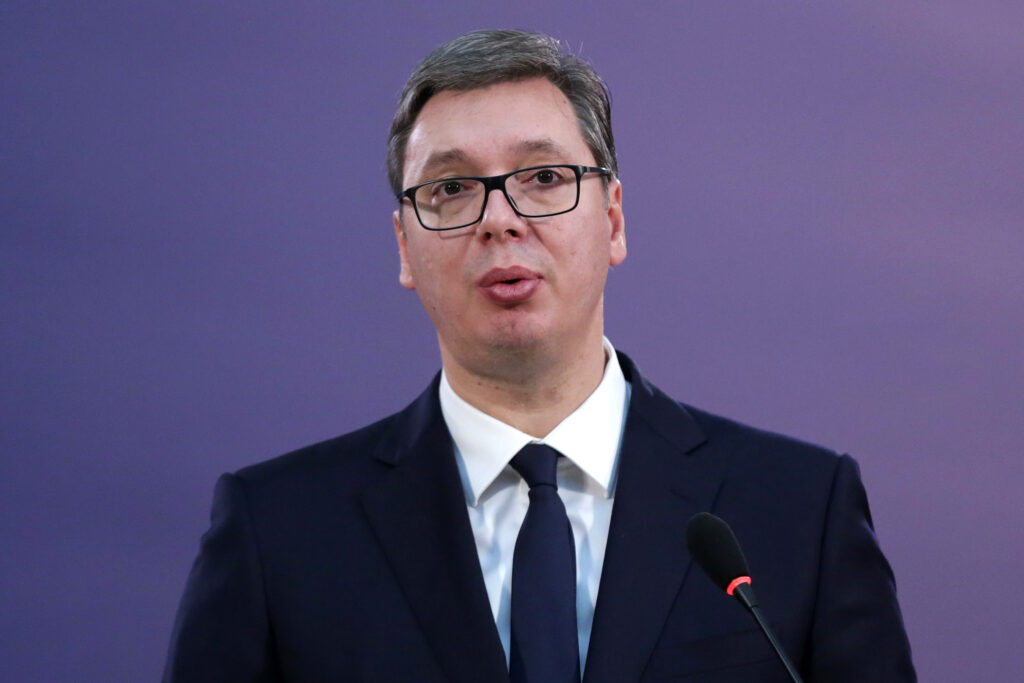 Serbia. Președintele Vucic a promis un „răspuns puternic” după cele cinci nopți de proteste