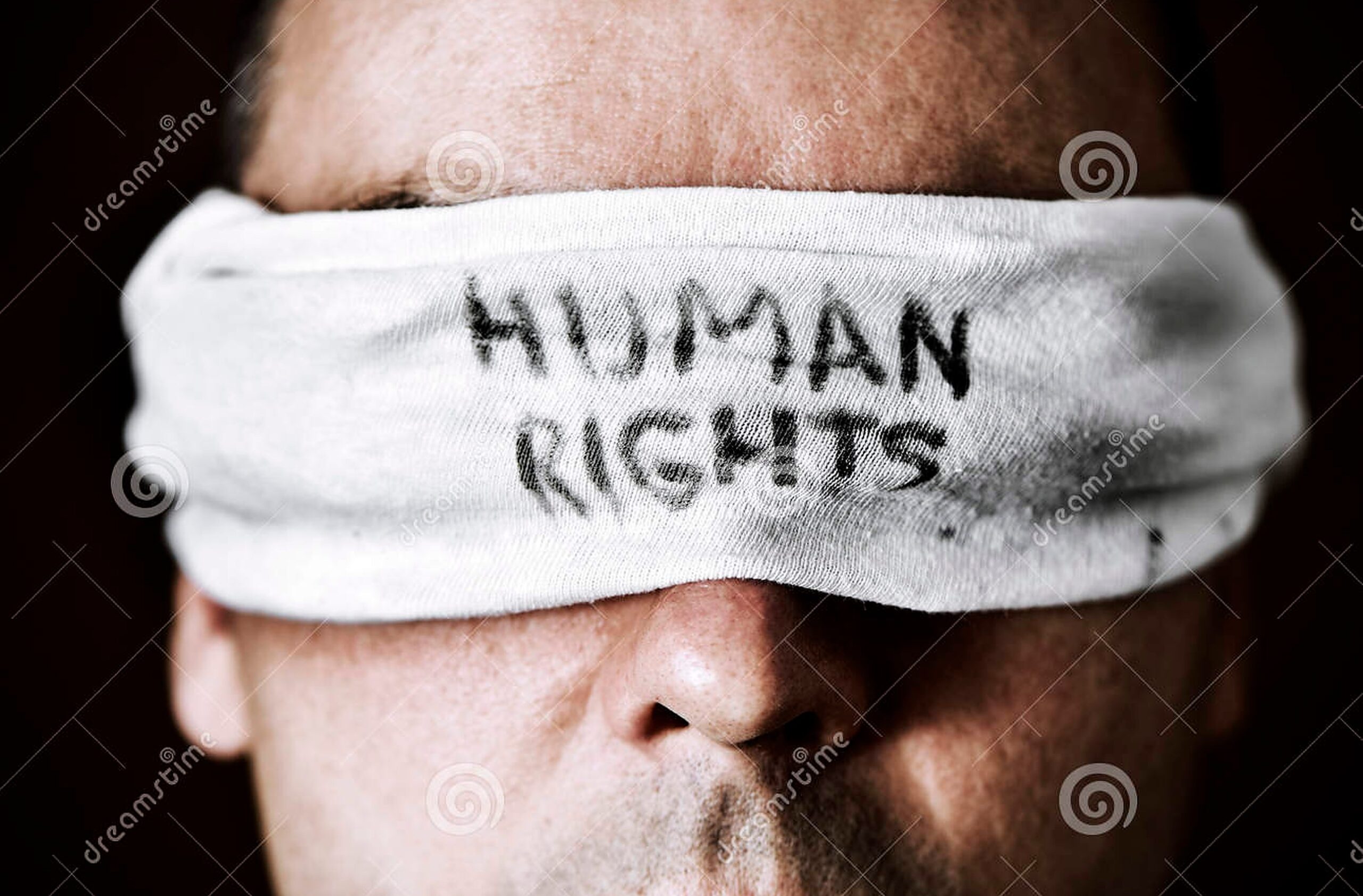 Un raport al Amnesty International UK a dispărut rapid de pe site. Dezbaterea despre drepturile persoanelor transgender se încinge