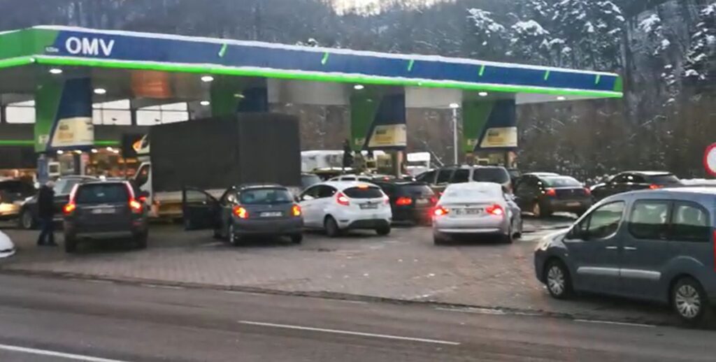 Isteria prețurilor la benzină. Ce s-a întâmplat astăzi, 12 martie. Anunțul făcut de un secretar de stat