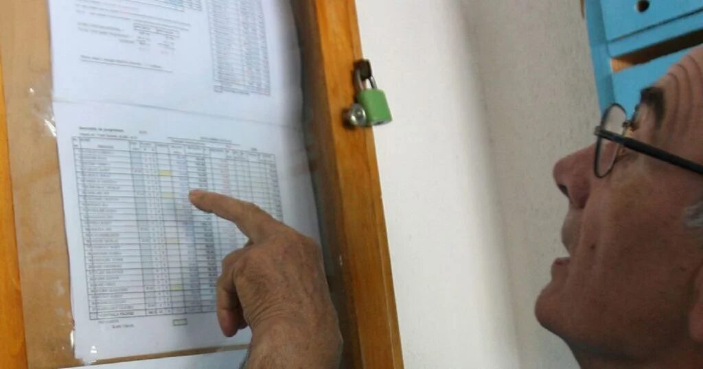 Lovitură teribilă pentru aceşti români! Ar putea rămâne pe drumuri din cauza datoriilor la întreţinere. Nu mai au scăpare