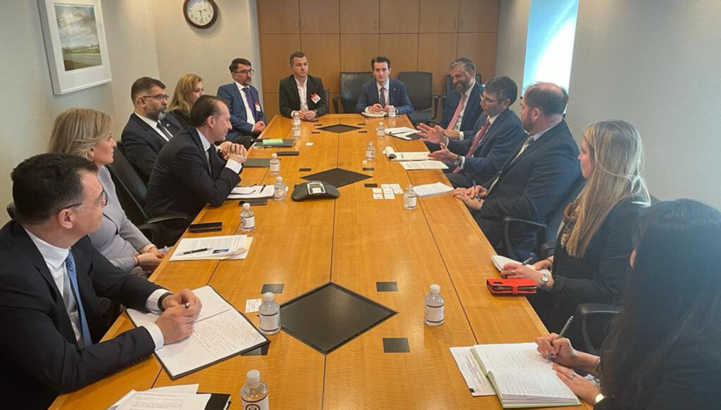 Colaborarea dintre SUA și România. Florin Cîțu, vizită pentru consolidarea parteneriatului strategic. 25 de ani de la întemeiere