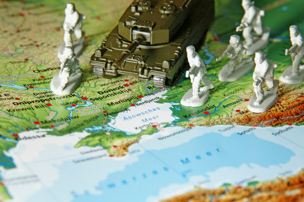 Războiul din Ucraina a creat un scandal monstru la o televiziune din Rusia. Moderatorul a început să țipe la invitatul său