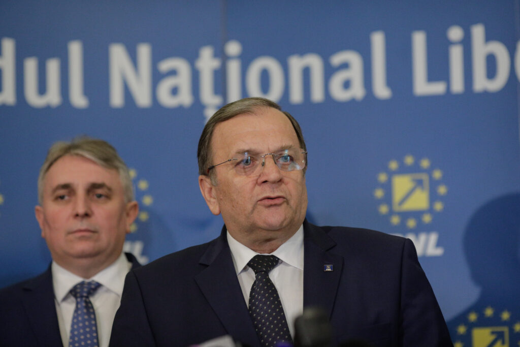 Lovitură grea pentru Gheorghe Flutur. Procurorii DNA au dat iama în fieful său. Se întâmplă după numirea la conducerea PNL