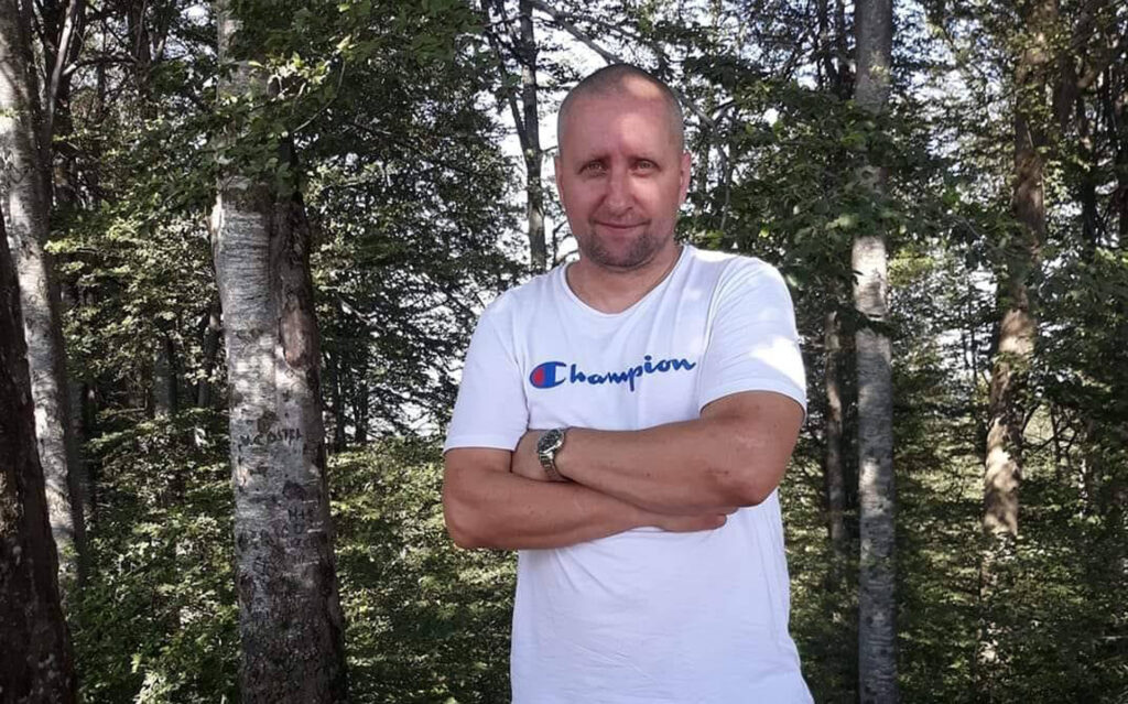 Tiberius Vatamaniuc, căutat de poliție pentru a fi dus la audieri. Unde se află activistul de mediu și ce acuzații i se aduc