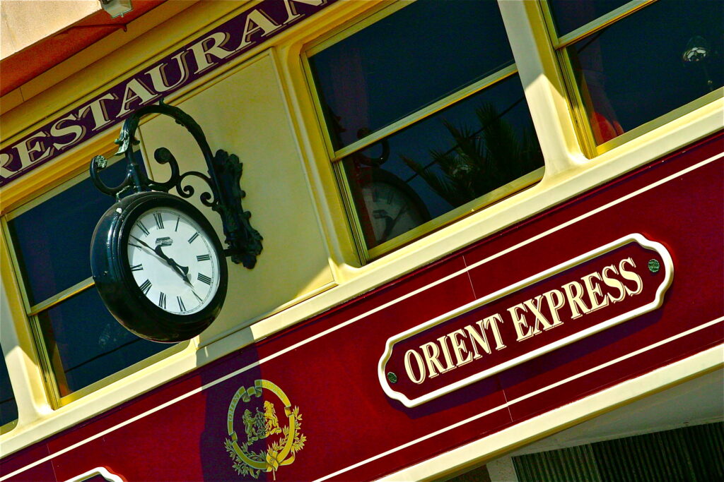 Cum arată vagonul de aur al lui Medvedchuk, capturat de ucraineni. Oligarhul lui Putin, avere impresionantă